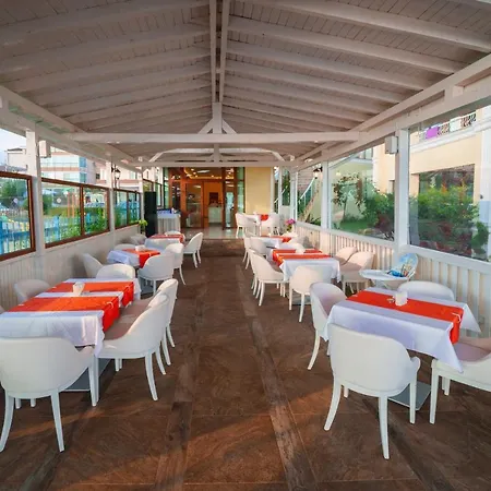 Hotel Perla Gold Ξενοδοχείο 5*