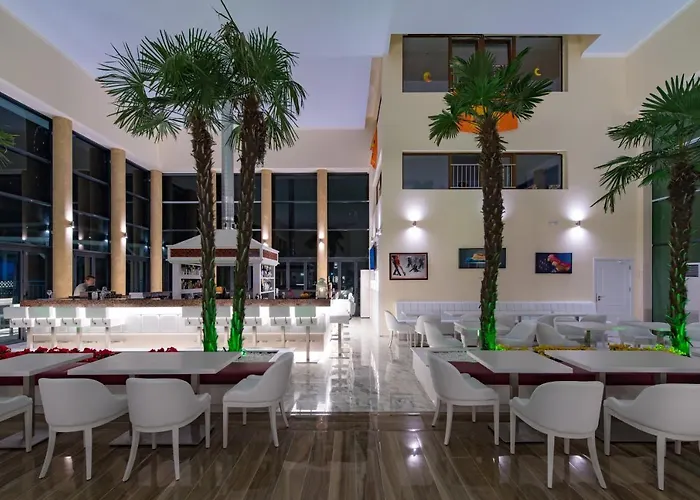 Hotel Perla Gold Πριμόρσκο